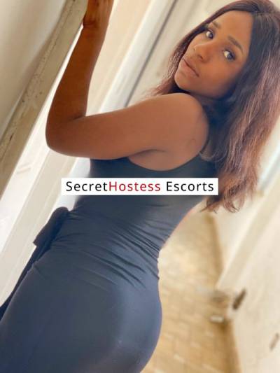 25Yrs Old Escort 40KG 131CM Tall Accra Image - 2