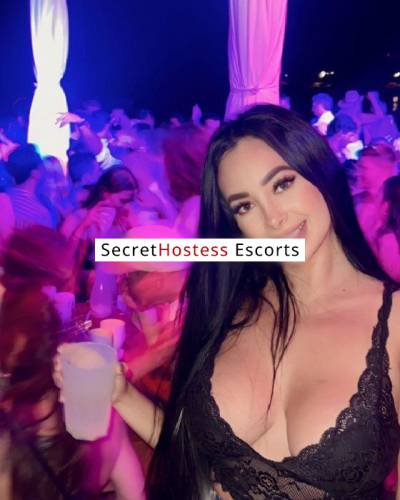 26 Year Old Colombian Escort Split - Image 1