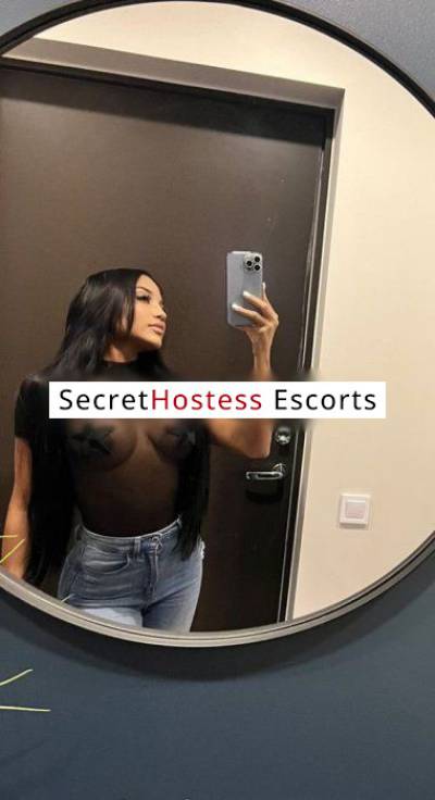 26 Year Old Colombian Escort Madrid - Image 2