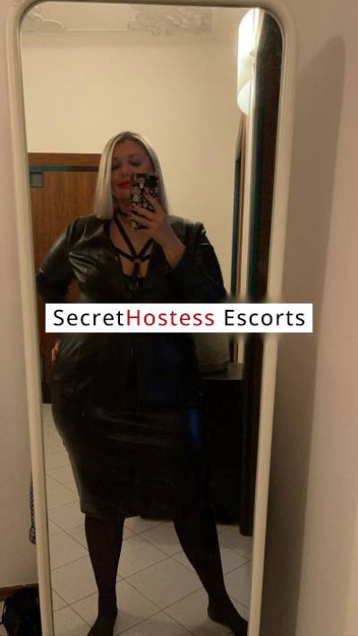 38 Year Old Russian Escort Prague Blonde - Image 2