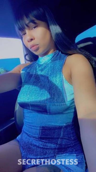 25 year old Escort in Saint Louis MO fun size ready for fun ? come drown in this ocean daddy