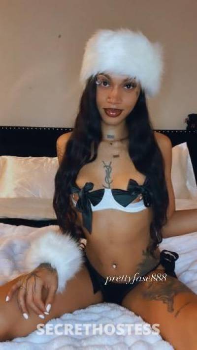 21 year old Escort in Seattle WA ✨Slim SEXY Barbie?❄Private Incall AVAILABLE