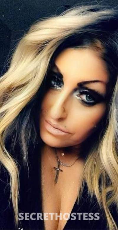 41 year old Escort in Chico CA Hot milf in the biggest little city