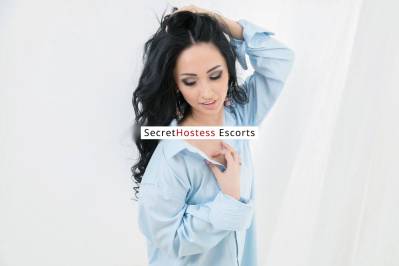 25 Year Old Middle Eastern Escort Doha - Image 3