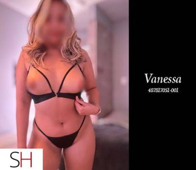 VANESSA Your Sexy Hot BRAZILLIAN Blonde 19 Perky C's 160  in City of Edmonton