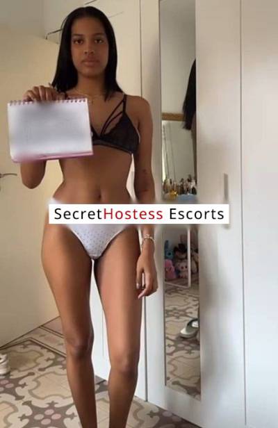 20 Year Old Brazilian Escort Abu Dhabi - Image 1