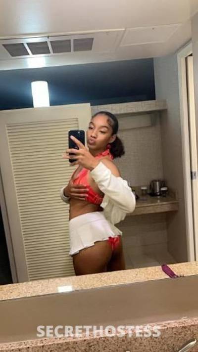 20 year old Escort in Charlotte NC KIA Merry ChristmasI see Men onlyAge 20