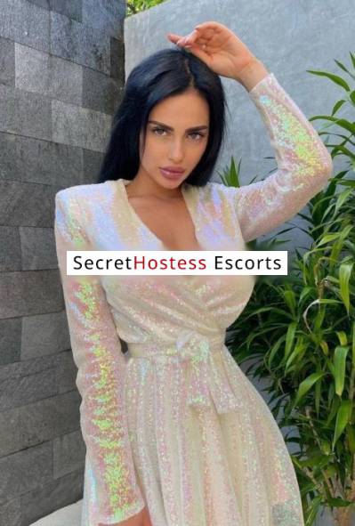 35 Year Old Russian Escort Vladivostok Brunette - Image 4