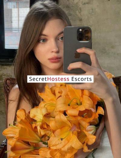 19 Year Old Russian Escort Manama - Image 2