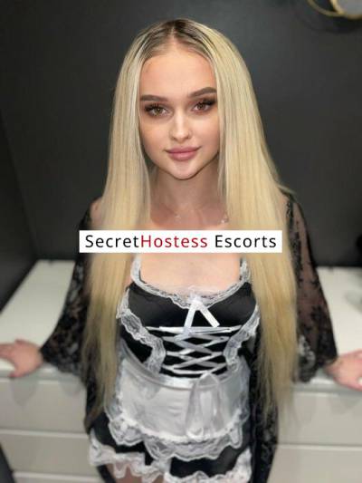 20 Year Old Ukrainian Escort Munich Blonde - Image 3