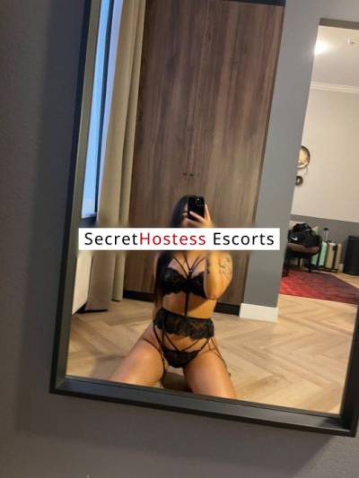 22 Year Old Colombian Escort Amsterdam - Image 1