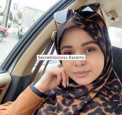 22 year old Escort in Muscat Aatifa