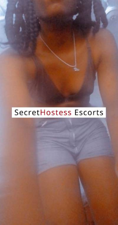 27 Year Old Escort Nairobi - Image 2