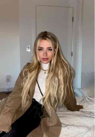 25 year old Escort in Perth Snapchat:- Alicehelin or Telegram:- Alice40400