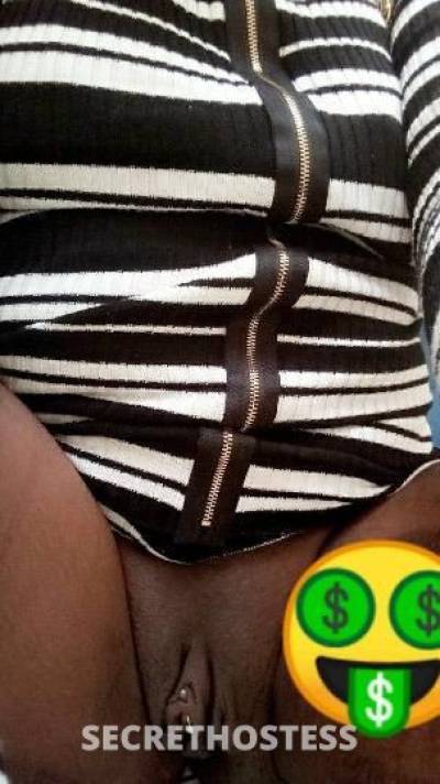 27 year old Escort in Nashville TN Thicker than a snickers
