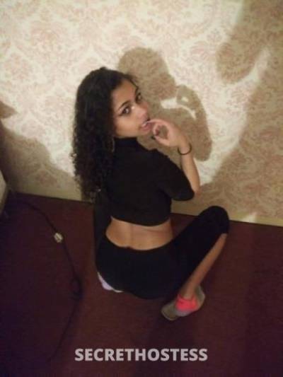 21 year old Colombian Escort in Rochester NY PETITE~Colombian QUEEN