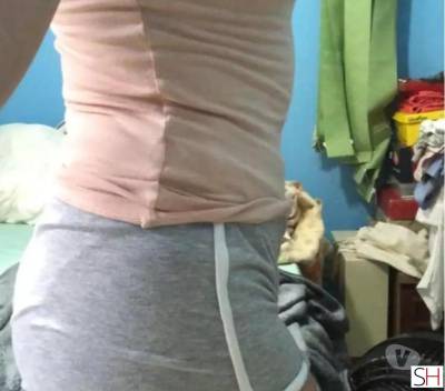 24 year old White Escort in Criciuma Santa Catarina gostosa quer Pau no cuzinho tenho local