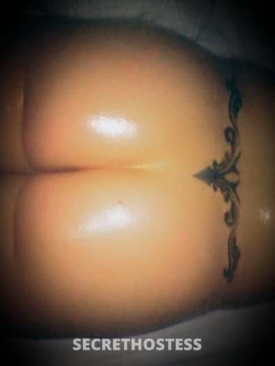 31 year old Escort in Everett WA Laid back with a big rack, cum play with them at my incall? 