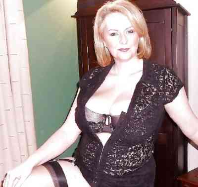 57Yrs Old Escort 74KG 6CM Tall Erie PA Image - 0
