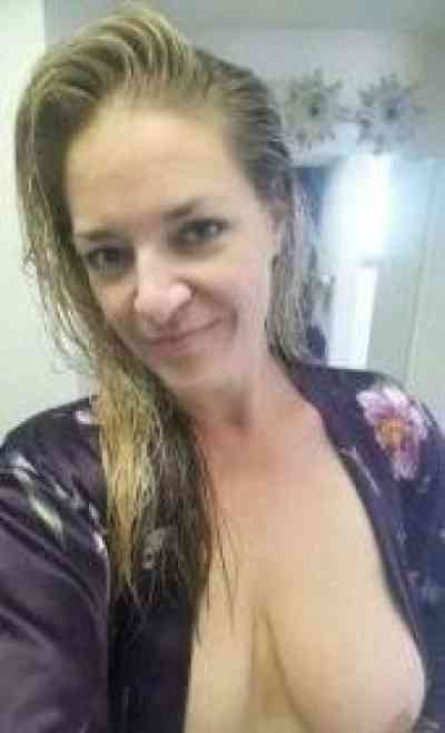 48Yrs Old Escort Caloundra Image - 3