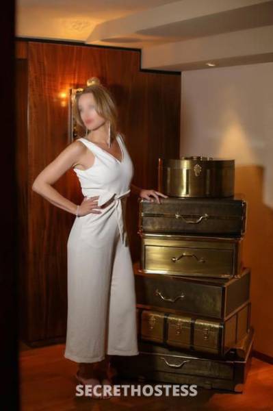 Fenna Dutch 25Yrs Old Escort The Hague Image - 3