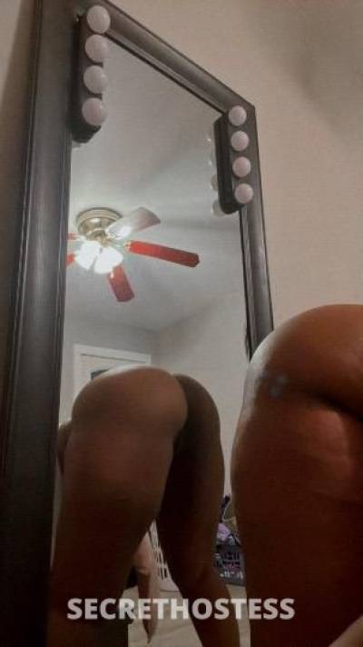 25 year old American Escort in York PA Ms. Strawberry? Shortcake? Cream?? On Top