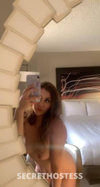 Snow 24Yrs Old Escort Iowa City IA Image - 1