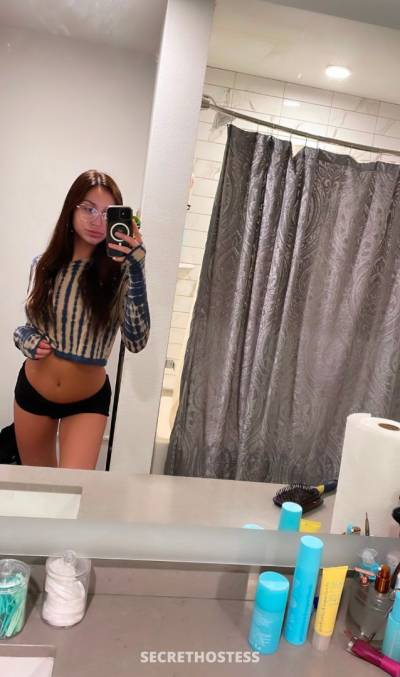 Katie Crawley 26Yrs Old Escort Des Moines IA Image - 3