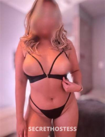 19 Year Old Brazilian Escort Edmonton Blonde - Image 4