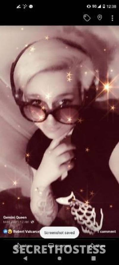 29 year old Escort in Lancaster PA half priced hourly rates cum stuff my stocking