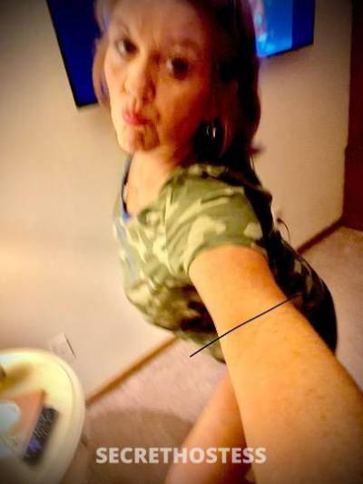 MatureBombshell 50Yrs Old Escort Kansas City MO Image - 2