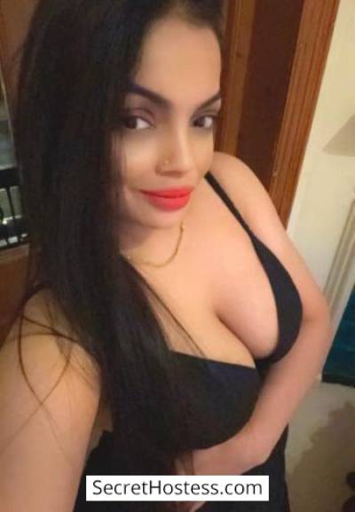26 year old Escort in London Helisha, Movida Escorts Agency