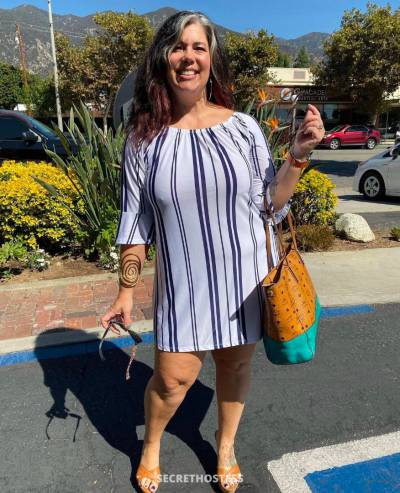 40 year old Caucasian Escort in Charlotte NC Not a hoe, I’m tired of being single. I need a man in my 