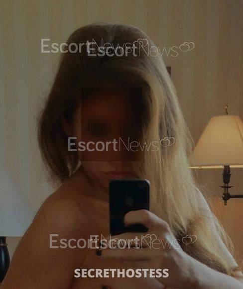 Escort Size 8 180CM Tall Melbourne Image - 4