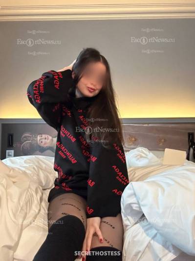 18 Year Old European Escort Moscow Brunette - Image 1