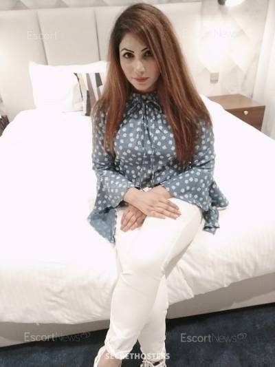 20 Year Old Asian Escort Karachi - Image 3