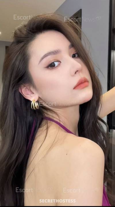 20 Year Old Asian Escort Jeddah - Image 5