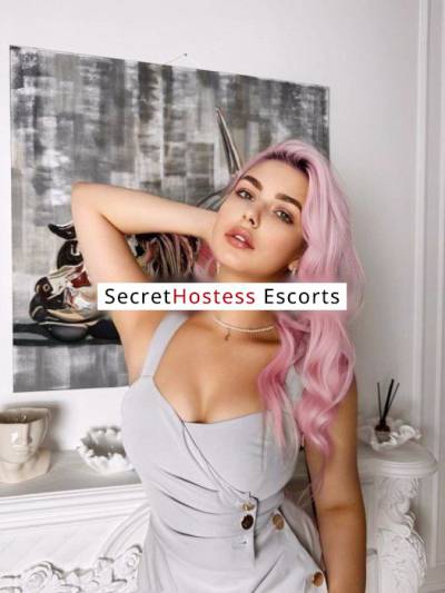 20 year old Ukrainian Escort in Prague Anna