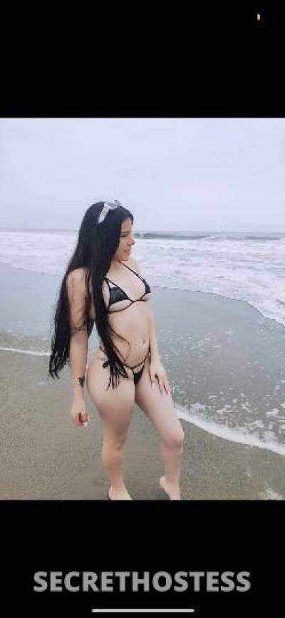 22 year old Latino Escort in Chicago IL latina bella
