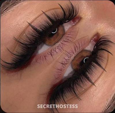 TRAVEL LASH EXTENSIONS LADIES and TRANS WELCOME in Greensboro NC