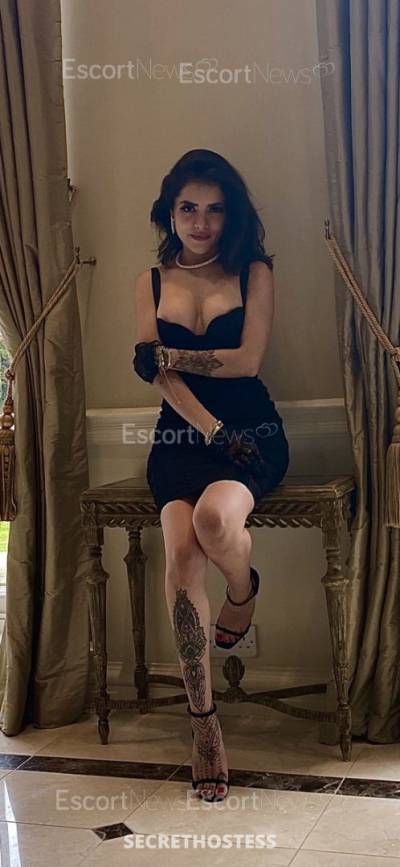 25 Year Old Latino Escort Amsterdam Brunette - Image 1