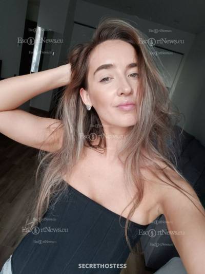 26 Year Old European Escort Yerevan Brunette - Image 6