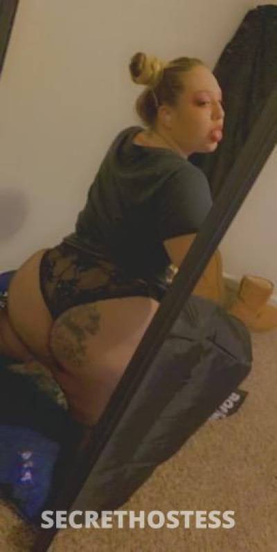 Tattooed Godess looking for fun in Fresno CA