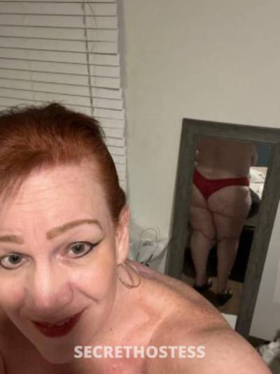 Voluptuous Redhead Wants to Play in Orlando FL