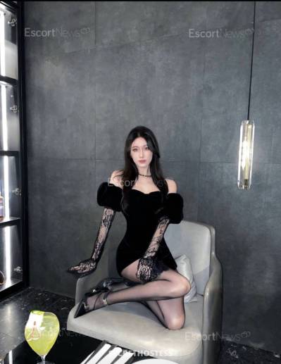 21 year old Asian Escort in Kuala Lumpur Amanda, Agency Model