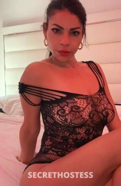 37 year old Escort in Miami FL Krystal