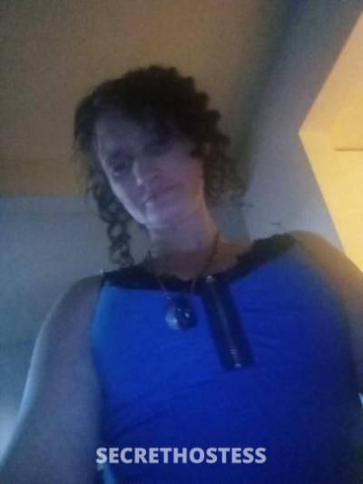43 year old Escort in Hamilton please read