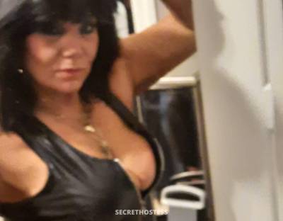 The authentic StaceyGIRL 52Yrs Old Escort Windsor Image - 7