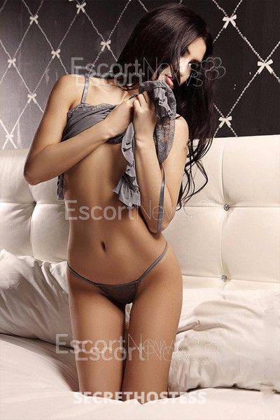 Viva 22Yrs Old Escort 51KG 170CM Tall Milan Image - 3