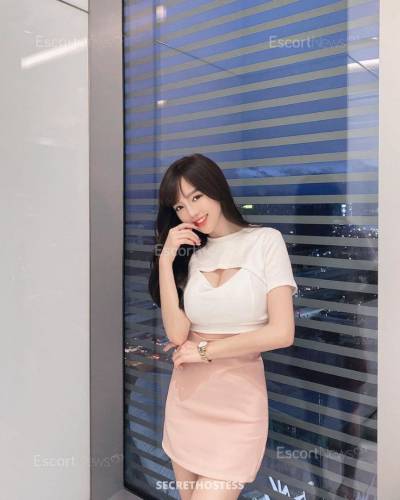20 year old Asian Escort in Cairo Jessie, Agency Model
